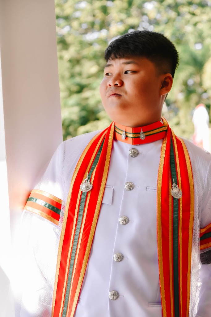 Graduation - Portrait 1
