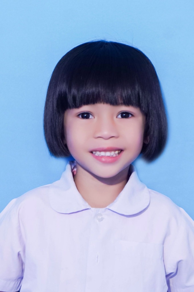 Express ID Photo - Student Girl