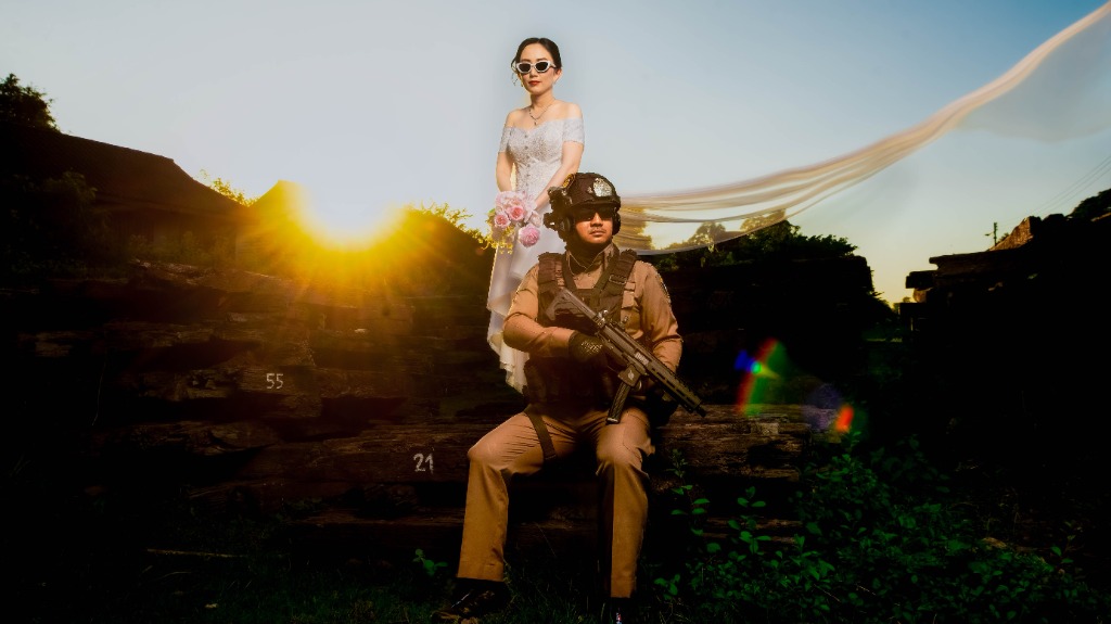 Pre-Wedding - Policeman